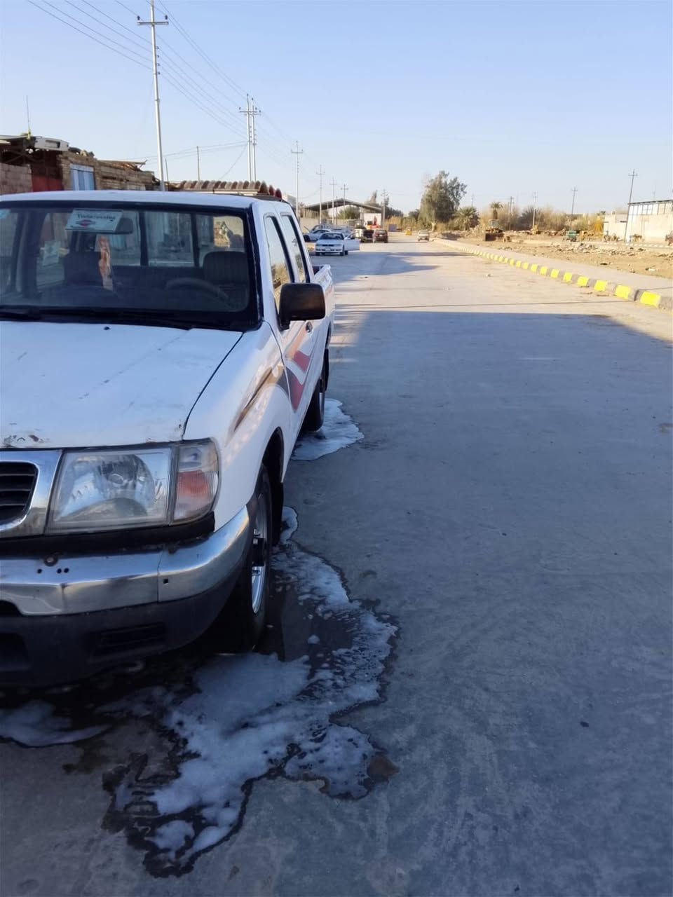 سلام عليكم سياره نيسان.
مكينه و كير جديدات تخم. 
تايرات جديد.سياره مزاد وزارت،داخليه. شاصي مكفول مصبوغه حزام فقط مديل2003 مكاني.الناصريه قضاءء.رفاعي رقم***********
سعر 50
