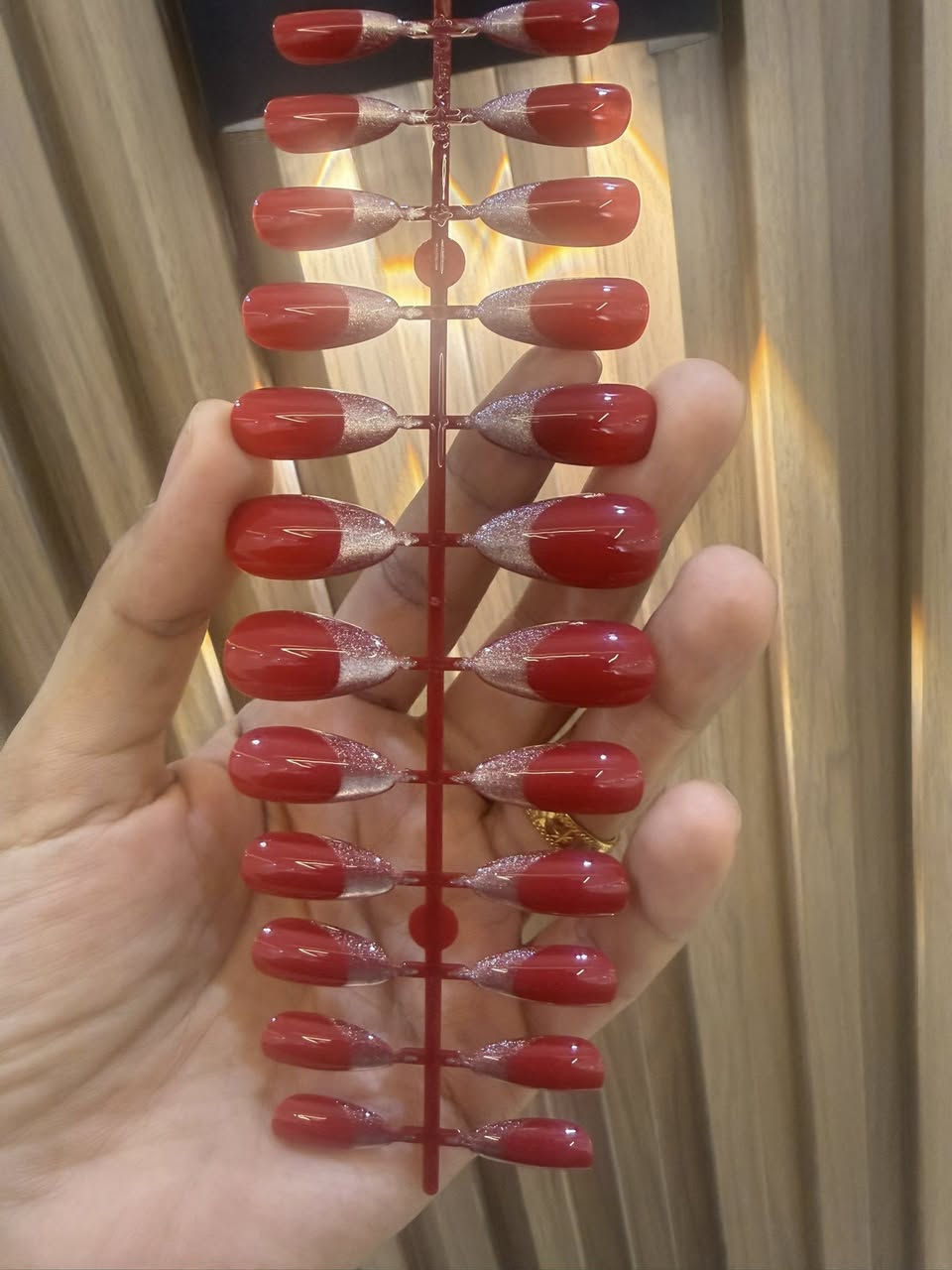 توفرن الاظافر لحميه طبيعيه  اظافر 🔥🔥 سيت اضافر تركيب اصلية موديل حديث اجنن متانة واضل هووووواية عندج متنكسر 💅💅💅💅مجموعة أضافر تركيب 💅💅 طول جميل جداً💅 مظهر انيق ✔️💅 جودة عالية💅 قابلة للبرد والقص والصبغ باللون يلي تحبي❤❤❤❤❤❤❤❤❤❤❤


**إذا كنت صاحب هذا الإعلان وتريد حذفه لأي سبب، رجاءا أرسل رسالة إلى الدعم الفني**