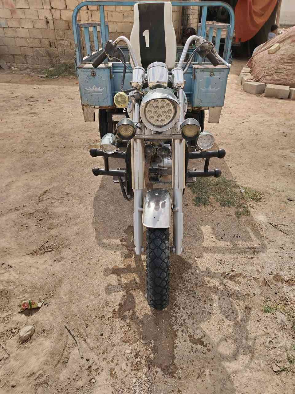 السلام عليكم الستوته البيع مديل ١٥ وراق صولي شاصي مكفول السعر خاص ***********
