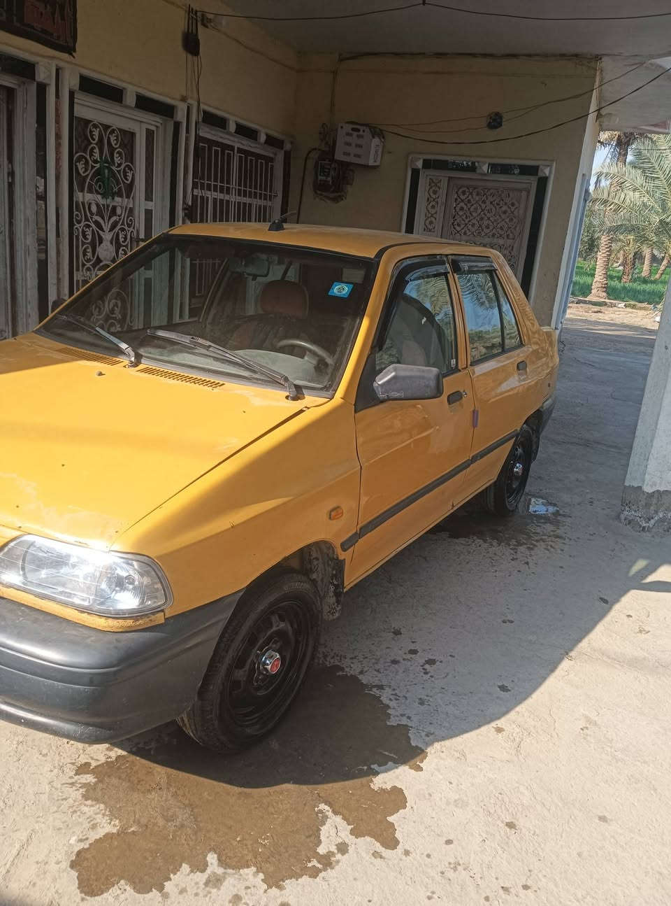 السلام عليكم سايبه موديل2015 سياره نضيفه ونصبتها حلوه رقم كربلاء مصفره هيئه وغرامات  مكاني بابل نادر السعر35 للستفسار ***********
