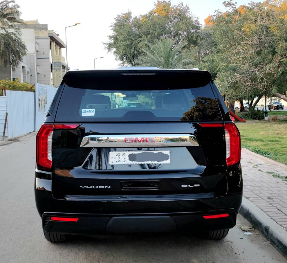 سلام عليكم ..... اخوان عندي GMC يوكن SLE خليجيه ضمان ووكالة المنصور لون اسود رقم بغداد بأسمي وتحويل مباشر ... اخوان السياره مكفوله كفاله عامه من الضرر والصبغ والشخط والبارد  وجديده جدا جدا واي نقص مابيه .... ماشيه 64 الف  سعرها  46800$ واي استفسار هذا رقمي 0️⃣7️⃣7️⃣1️⃣7️⃣7️⃣2️⃣9️⃣2️⃣6️⃣1️⃣
مكان السياره بغداد حي القادسية 
مواصفاته 
محرك 8 سلندر 5300
شاشه كبيره
باب خلفي كهرباء 
كشنات كهرباء 
ثلاجه 
رادار بغداد, العراق
