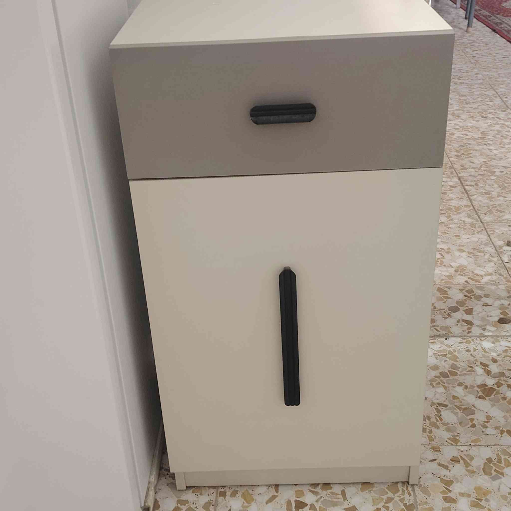 غرفه تركي  مستعمله ٥ شهور
٧ قطع مشترينها مليون و ٦٠٠
ابيعها ب ٨٠٠ و بي مجال للشراي عنواني نجف
سبب بيع الانتقال لمكان صغير


**إذا كنت صاحب هذا الإعلان وتريد حذفه لأي سبب، رجاءا أرسل رسالة إلى الدعم الفني**