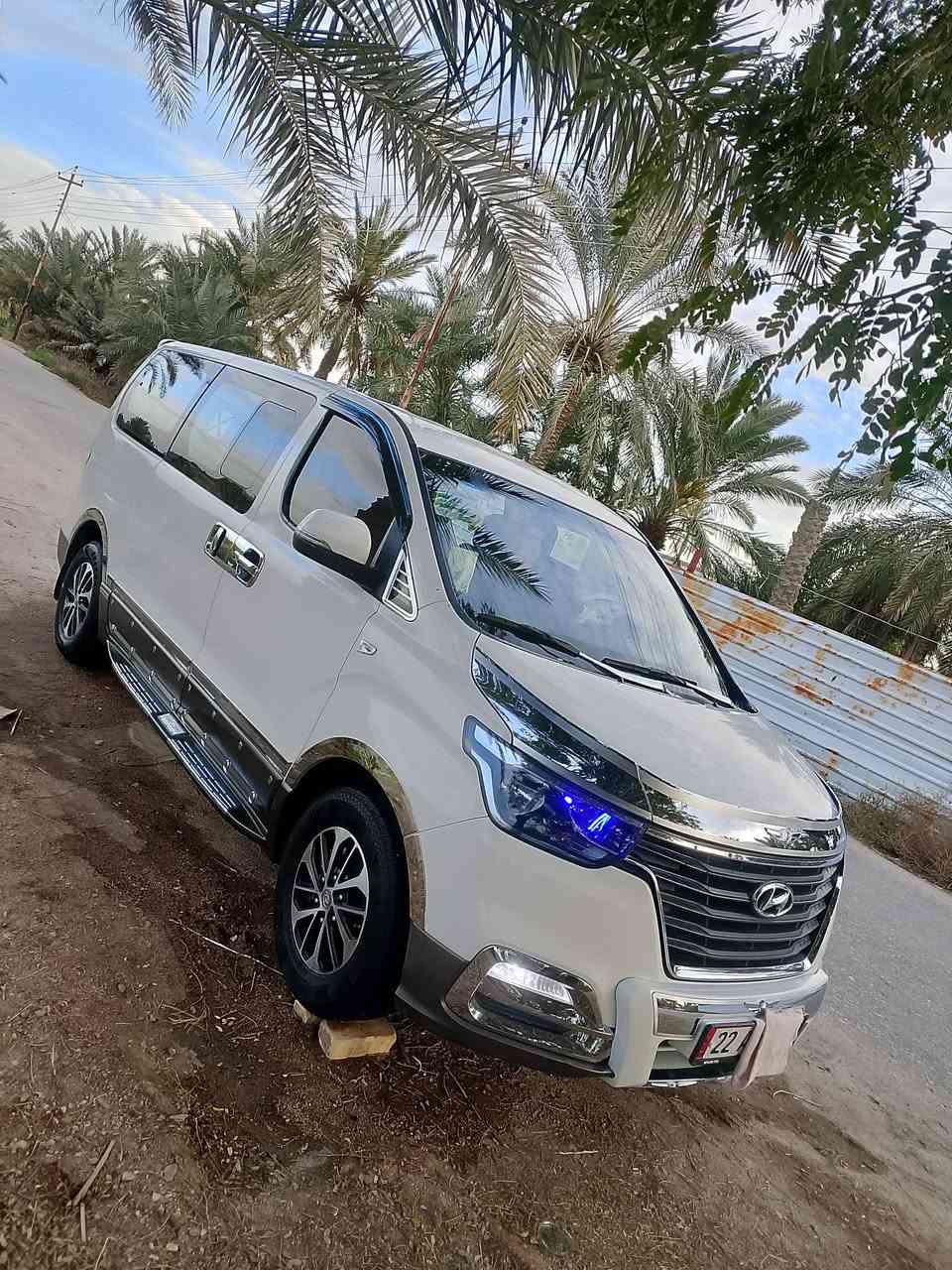 السلام عليكم ستاركس للبيع موديل 2021  بانزين كفاله عامه سونار رقم اربيل بسمي تريد تحويل تريد وكاله كير اوتوماتيك مكينه جديده سياره جاهزه من كلشي ويل فيابي مرايات20 تلبيسه ام نحله كاعيه سياره جديده بمعنه الكلمة سعر 280 وبيه مجال رقمي ***********
