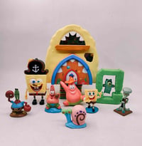 سبونج بوب 😍🥰🤩💥💯🔥💢🙏🤔🌹 للحجز والاستفسار يرجى مراسلة الصفحة Umbrella toys...