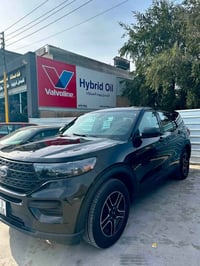 للبيع او مراوس مع بيك اب f150 او سلفرادو ٢٢ و فوك فورد اكسبلورر بوليسي...