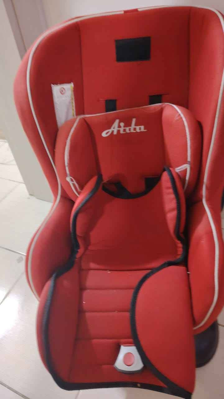 كرسي أطفال ماركة ممتازة جدا
مستخدم نظيف جدا
بدون اي عيوب
مع وجود حركات للكرسي ياامن راحة كاملة للطفل
السعر المطلوب ٢٥ الف فقط
للاستفسار اكثر الاتصال على الرقم
*********** أربيل, العراق
