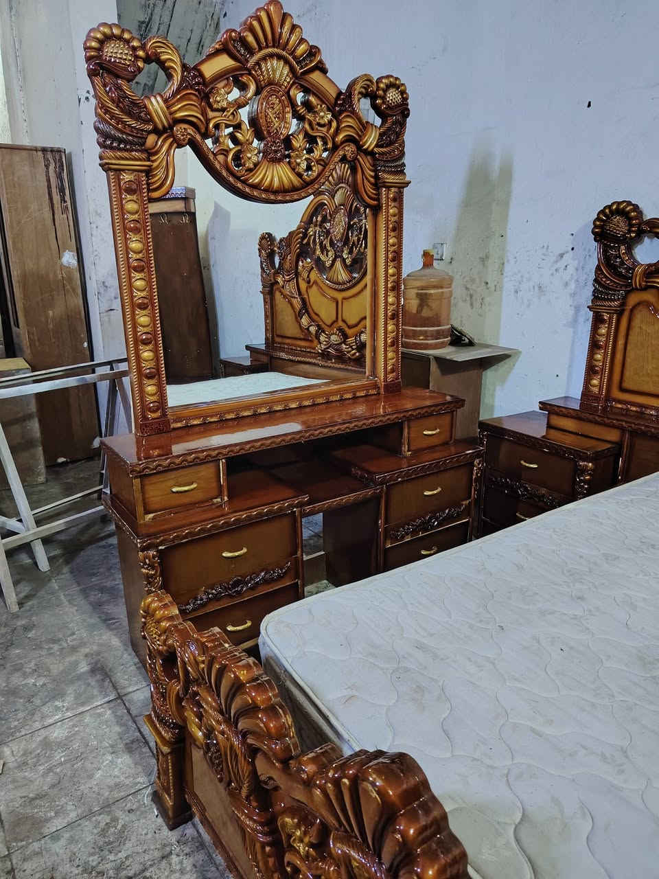 السلام عليكم 900وبيه مجال بصيط تسكام ابو غرق ***********واتساب
