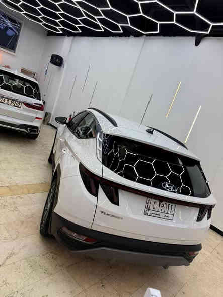 هونداي توسان 
موديل 2024 خليجي 
مكفولة كفالة صبغ وتبديل وبارد كفالة 
زيرو ماشي  46 الف 
رقم بغداد بسمي تحويل ثاني يوم
مواصفات نص فول 
حجم المحرك 2000 دوش 
بصمه تشغيل وتشغيل عن بعد 
هندبريك كهرباء
ويل كب حجم 19 المرغوب 
كراسي كهرباء
شاشه متصله
حساس امامي خلفي
شاحن وايرلس
داخل ابيض
بردات بالابواب 
لايت لد زنون 
قيادة 4 انضمه ايكو عادي اسبورت  سرعه 

ملاحظه  سيارة مكفوله من بارد والشخط  عدا رصعة صغيرة جدا  بل جنطة

مكان السيارة بغداد 
رقم صاحب السيارة 
***********

السعر :: اطلبه بالتعليقات يصلك خاص 📩

#ادارة_الصفحه ⚡

ملاحظه / 🔴
مدير الصفحه غير مسؤول عن بيع وشراء واصوليات السياره نحن صفحه لعرض السيارات فقط.
