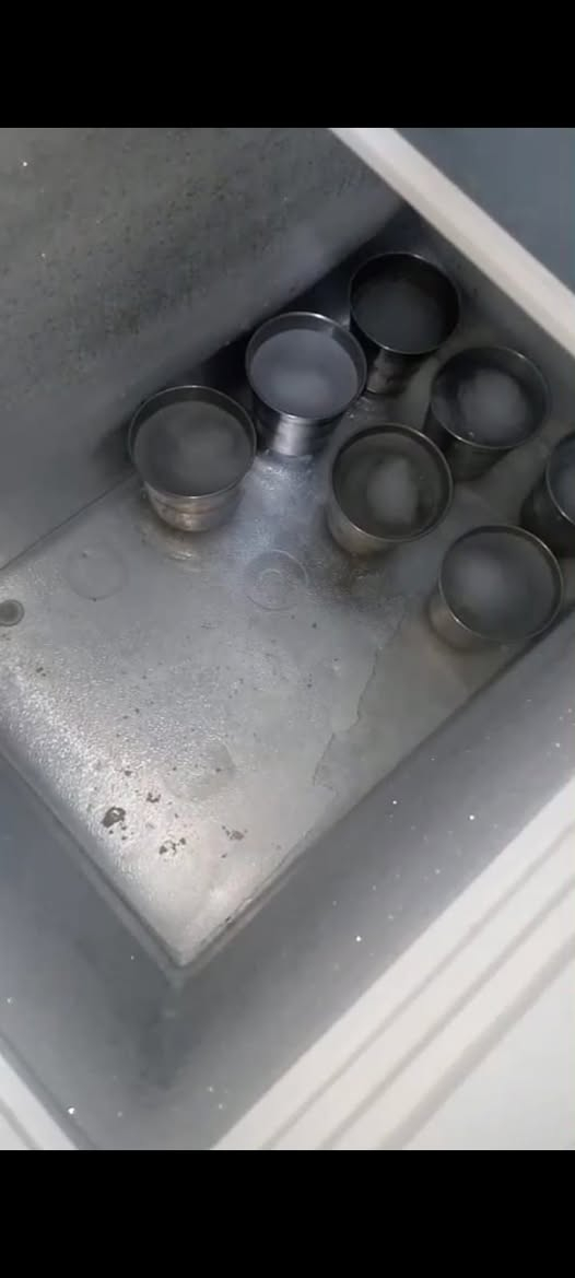 السلام عليكم مجمده للبيع حجم ١٤ نضيفه مستعمله شهرين السعر ٢٢٥ وبيه مجال العنوان  ابو الخصيب حي العسكري


**إذا كنت صاحب هذا الإعلان وتريد حذفه لأي سبب، رجاءا أرسل رسالة إلى الدعم الفني**