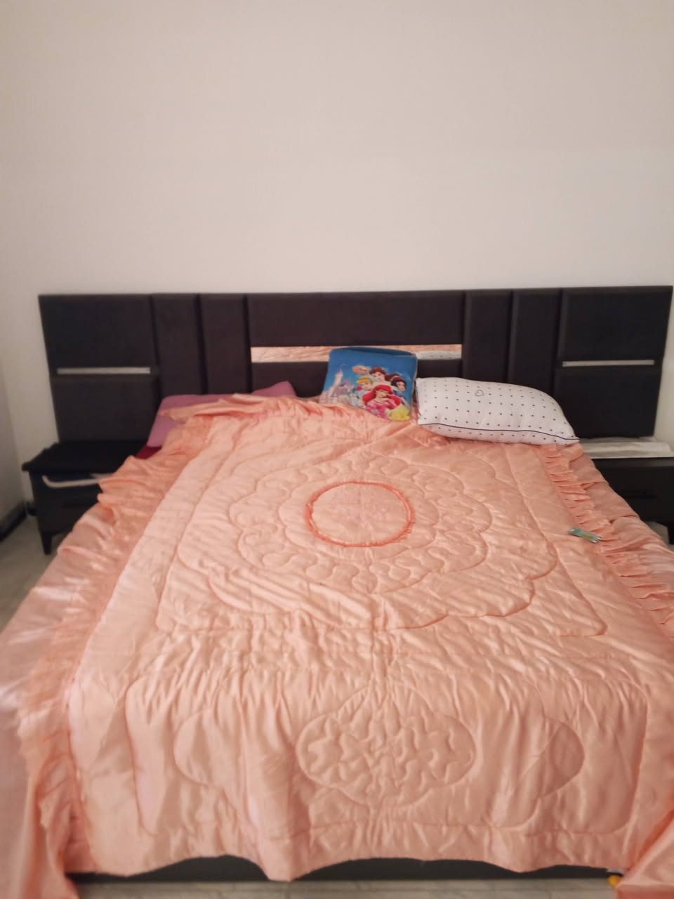 غرفه نوم للبيع جديده تلي ريده يجي واتساب***********
