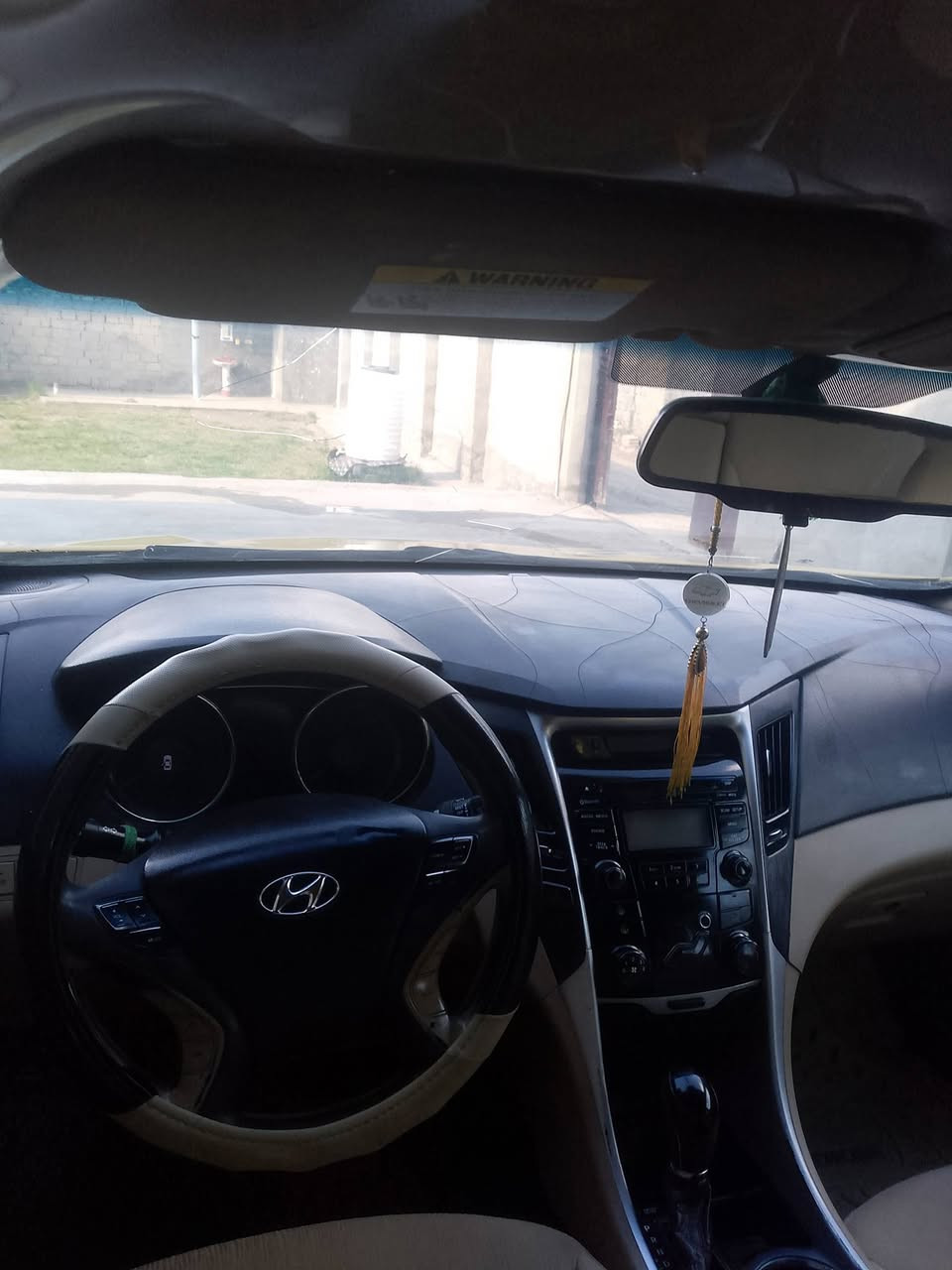 سلام عليكم سوناته موديل 12 كفاله عامه مابيه حادث ولا تبديل تخم تاير حداديه محرك كير كله جديد كشن كهربائي برغي ماعايزه رقم جديد مكينه جديده مكاني حله ورديه خارج السعر (102) بيه مجال قليل استفسار اكثر 
***********
