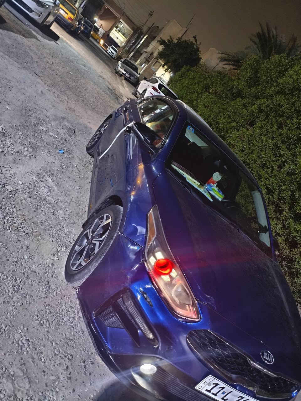 السلام عليكم كيا فورتي 2020 لبيع بيها خشم بنيد بارد و باب خلف الصدر مبدل و هلال جاملغ خلفي صبغ و مواصفات EX
السياره نضيفه و ماشيه 120.000 و محرك 2000 دوش سعرها 140 ورقه 
رقم التلفون ***********
