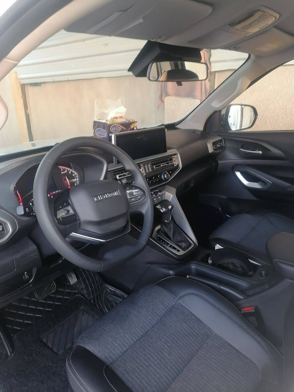 للبيع بيكب هانتر شانجان
رقم واسط بسمي
موديل 22 السياره حره  شرط التحويل
 مواصفات السياره
 3بصمات 
تبريد قطعتين 
لايت زنون 
دفع رباعي 
كشنات الاماميه كهرباء 
كامره وحساسات خلفيه كامره جانبيه 
 اشاير بالمري 
نظام قياده سبورت وايكو نورمال 
كير عادي واتو 
شاشة دشبول تحكم ستيرن 
قفل سرعه كير ومكينه مسيوبوشي بانزين عادي  سووبر 0جاج تيربو 4سلندر يعني انسه دوانز
تخم تاير
السياره اي نقص مابيها 
ماشيه 130
بيه قطعتين السياره والباقي كفاله 
مراوس حسب الرغبه الي عدك دزه سعره162بيه مجال  
***********
