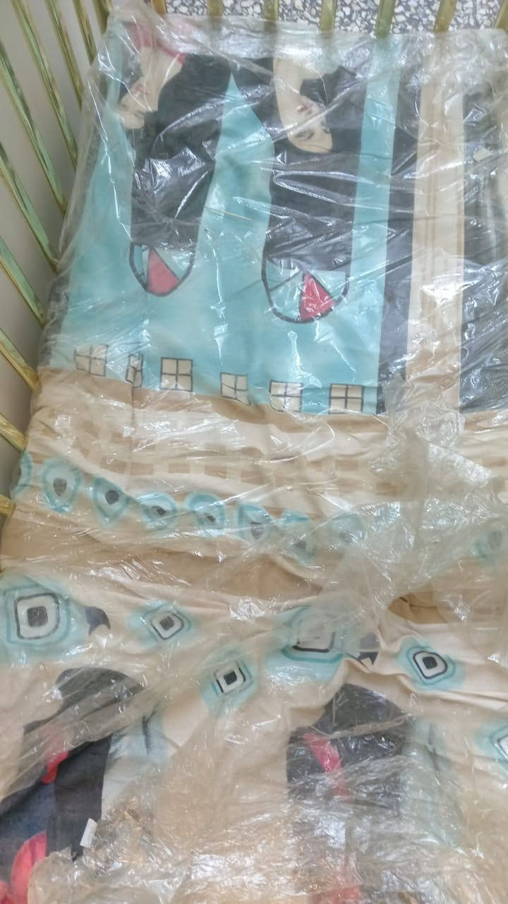 جربايه طفل ستيل ذهبي جديده مع دوشك بالكيس 120 الف


**إذا كنت صاحب هذا الإعلان وتريد حذفه لأي سبب، رجاءا أرسل رسالة إلى الدعم الفني**