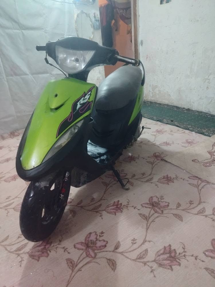 ماكس عدله ياباني شرط الشغل وسريعه وناعمه مفتوحه مزوده بوشه رياضي وكزوز رياضي وكهربائياتها شغالات بس عوزهن باتري دراجه شرط دكهة هندر واحد وتشتغل وشرط ناعمه وسريعه سعرها 375وبيها مجال رقمي *********** واتساب أو خط البصرة البصرة, العراق
