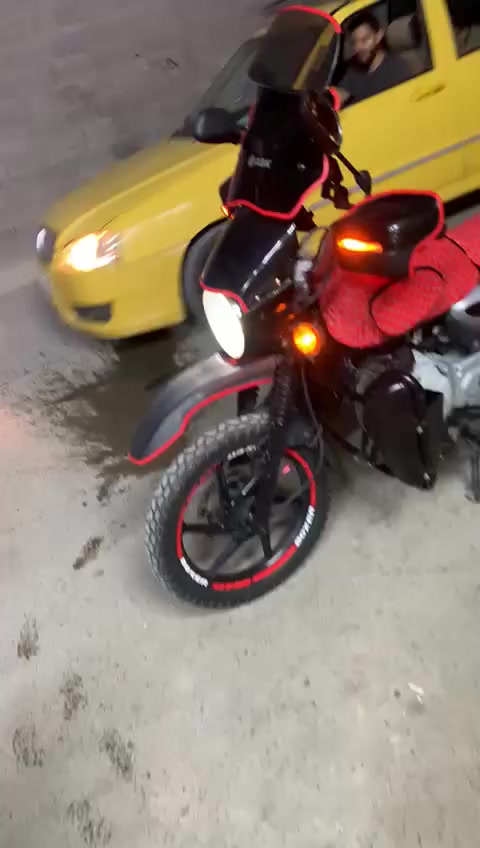 بوكسر مديل 19 للبيع
مكينة مكفولة لا مفتوحة ولا مجفتة
ماشية 38  الف حقيقي
الدراجة نظيفة
السعر مليون 100وبيهة مجال. مستعجل كلش 
المكان بغداد /اوراقهة ضاعن عندي بل بيت تريد تروح لكمارك طالعهة تريد للشركه  اني اتفكلك فقط اصوليات 

الرقم ***********
