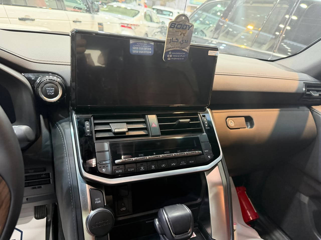 Land cruiser 2025 🎌Gxr limited 
لاندكروز لمتد 2025 gxr 🎌
تبريد مقاعد 
مقاعد كهرباء 
كامرات محيطيه 
عداد المسافة 7000 k/m 

📍بغداد شركة ابو ظبي چكوك قرب بوابة الكاظمية 

***********

*********** 📞
