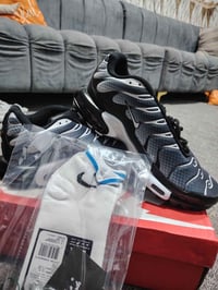 ٤٤ • نايك • تي ان