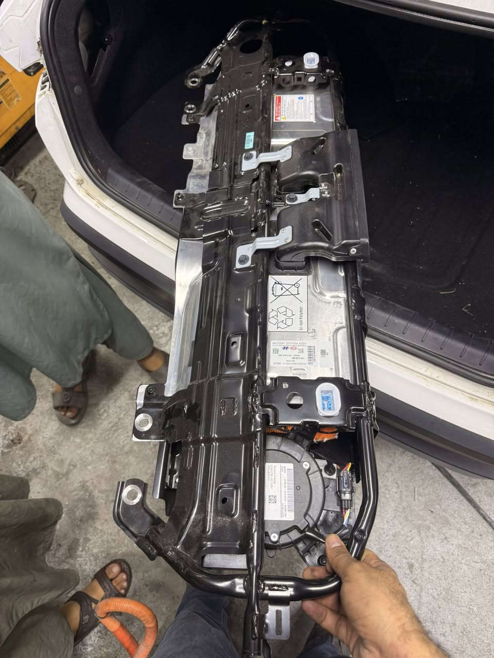 السلام عليكم
يتوفر كير ومحرك وبطاريه اللنترا هايبرد ٢٠٢٣
العنوان // الحله الحي الصناعي 
للاستفسار // ***********—***********
مجمع فلوريدا للتفصيخ الكوري
