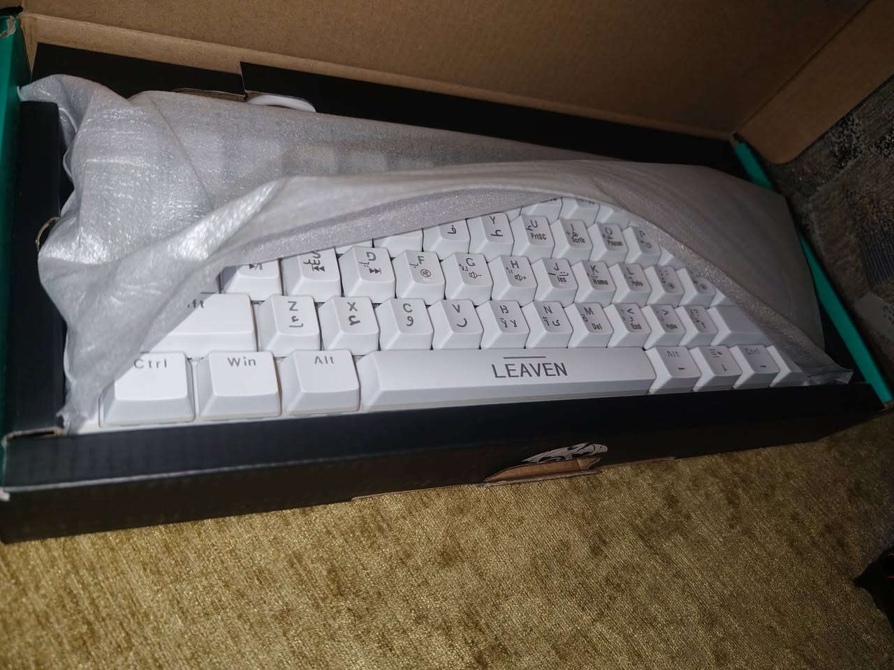 كيبورد 620 RGB عربي نكليزي نضيف وما مستخدم ابد فقط شتريته من متجر وممنتبه اختاريت ابيض واني اريد لون اسود سعره 35 وبي مجال حك جيه لمكان نجف حي نداء


**إذا كنت صاحب هذا الإعلان وتريد حذفه لأي سبب، رجاءا أرسل رسالة إلى الدعم الفني**