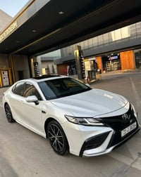 كامري SE • ٢٠٢٣ • ماشيه ٥٠ الف