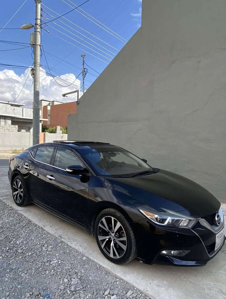 🚗 للبيع نيسان مكسيما SL موديل 2016 🇺🇸

🔹 محرك 3.5 لتر V6 بقوة 300 حصان
🔹 قير أوتوماتيك Xtronic CVT
🔹 دفع أمامي FWD
🔹 فتحة سقف بانوراما
🔹 مقاعد جلد كهربائية مع تدفئة
🔹 تشغيل بصمة + دخول ذكي
🔹 شاشة 8 إنج + نظام ملاحة
🔹 كاميرا خلفية
🔹 نظام صوت BOSE الفاخر
🔹 مثبت سرعة ذكي
🔹 تحذير النقطة العمياء
🔹 تحذير الاصطدام الأمامي مع فرملة طوارئ
🔹 حساسات أمامية وخلفية
🔹 إنارة داخلية محيطية
🔹 تحكم من المقود
🔹 رنكات ألمنيوم رياضية
🔹 تكييف أوتوماتيك دبل زون
🔹ملاحظة السياره 4قطع بخ وقطعه وحده صبغ بدون دواخل بدون ئيرباك شرط الفحص 100/
🔹سعر السيارة جدا مناسب98$وبيها مجال 
🔹14$ورقه غرامة ينزل من السعر 
تحويل بشرط 

🚘 السيارة نظيفة وجاهزة للفحص.
📞 للاستفسار التواصل على الخاص أو الاتصال.
0751:4119010رقم كورك 📞
0750:2075130رقم وتساب ☎️
الله يبارك لصاحب النصيب دهوك, العراق


**إذا كنت صاحب هذا الإعلان وتريد حذفه لأي سبب، رجاءا أرسل رسالة إلى الدعم الفني**