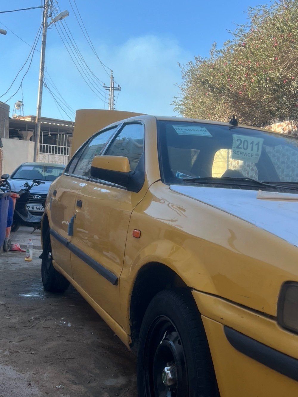 السلام عليكم سمند ٢٠١١للبيع او المراوس مكينه فرنسي سنويه تنتهي ب٢٠٢٧راعيها موجود البدي شوف العين السيارة خير من الله زوج تاير جديد باتري جديد حدادية نص عمر غرفتها حلوة رقم بابل الماني سعرها ٢٨وقابل للتفاوض او مراوس بسيارة اوتو ماتيك 