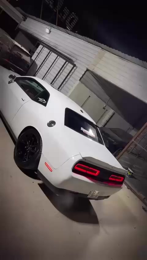 دوج جالنجر ارتي 2018 فول سلايت
بجم كبس بلا دواخل سياره ‼️

سياره عليها اكزوز من الطول لطول شغل علي الوادي

وسطيات SLB دبات FA دوان بايب 

غرفه حمره ع ايدي مشتغله 

زرع لد الوان متغير 

داخل كت كاربون فايبر 

دركه SRT مسويها ألياف حقيقي كاربون فايبر 

برمجه مراوح و ولف حماوه ريسنك 

ادامه منضومه البانزين جديده 

حداديه جديده 

ضررها موضح بصور الحادث 3 قطع رش جهة السايق 

وصار عندي بارد بجاملغ الخلفي وراجع مسوي كارت متنحسب هاي بس اذكرها اني 

السياره اطي بقوة محركها وكيرها ضمان سنه قويه كلش 

سياره 

رقم بغداد شبه مميز بأسمي هزة جديده ارقام دولي

179 وبيها مجال مكاني كربلاء مركز المدينه 

*********** اتصال 

*********** واتس فقط
