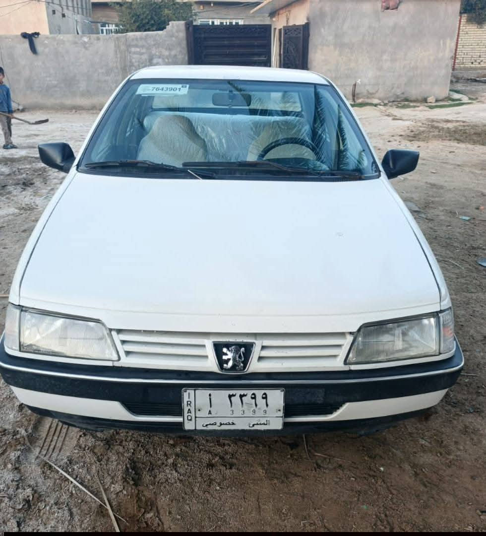 بيجو 405 موديل 2012 مكفولة سعرها 40 وبيها مجال مكاني طويريج ***********
