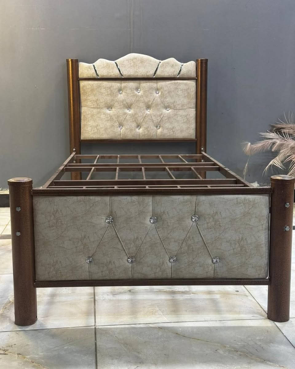 سرير شغل عراقي 🇮🇶
✨ دوشمة مخمل وتر بروف ضد الماء
🛠️ حديد صبغ حراري قوي ومتين
🎨 متوفر بـ 4 ألوان عصرية
🦵 تصميم ثابت بـ 6 أرجل
🚚 توصيل متوفر داخل بغداد وجميع المحافظات
للحجز والاستفسار 📩
مراسلة الصفحة مباشرة
#سرير_عراقي #شغل_معمل #جودة_عالية #دوشمة_مخمل #اثاث_منزلي #توصيل_لكل_المحافظات 💙


**إذا كنت صاحب هذا الإعلان وتريد حذفه لأي سبب، رجاءا أرسل رسالة إلى الدعم الفني**