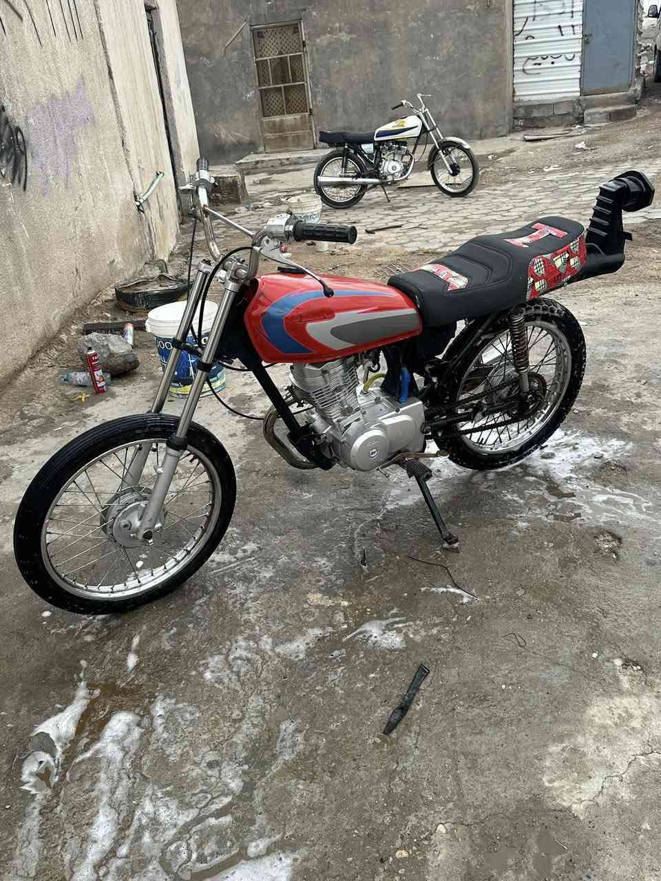 نامه شلامجه دراجه نضيفه محرك توه شاده من الاخوين صارلي شهرين دراجه ادوات جاهزه من كلشي نهضه ومعدل فول سعره ٣٧٥ مجال حك جيه فقط مكاني كزيزه رقمي0782239287


**إذا كنت صاحب هذا الإعلان وتريد حذفه لأي سبب، رجاءا أرسل رسالة إلى الدعم الفني**