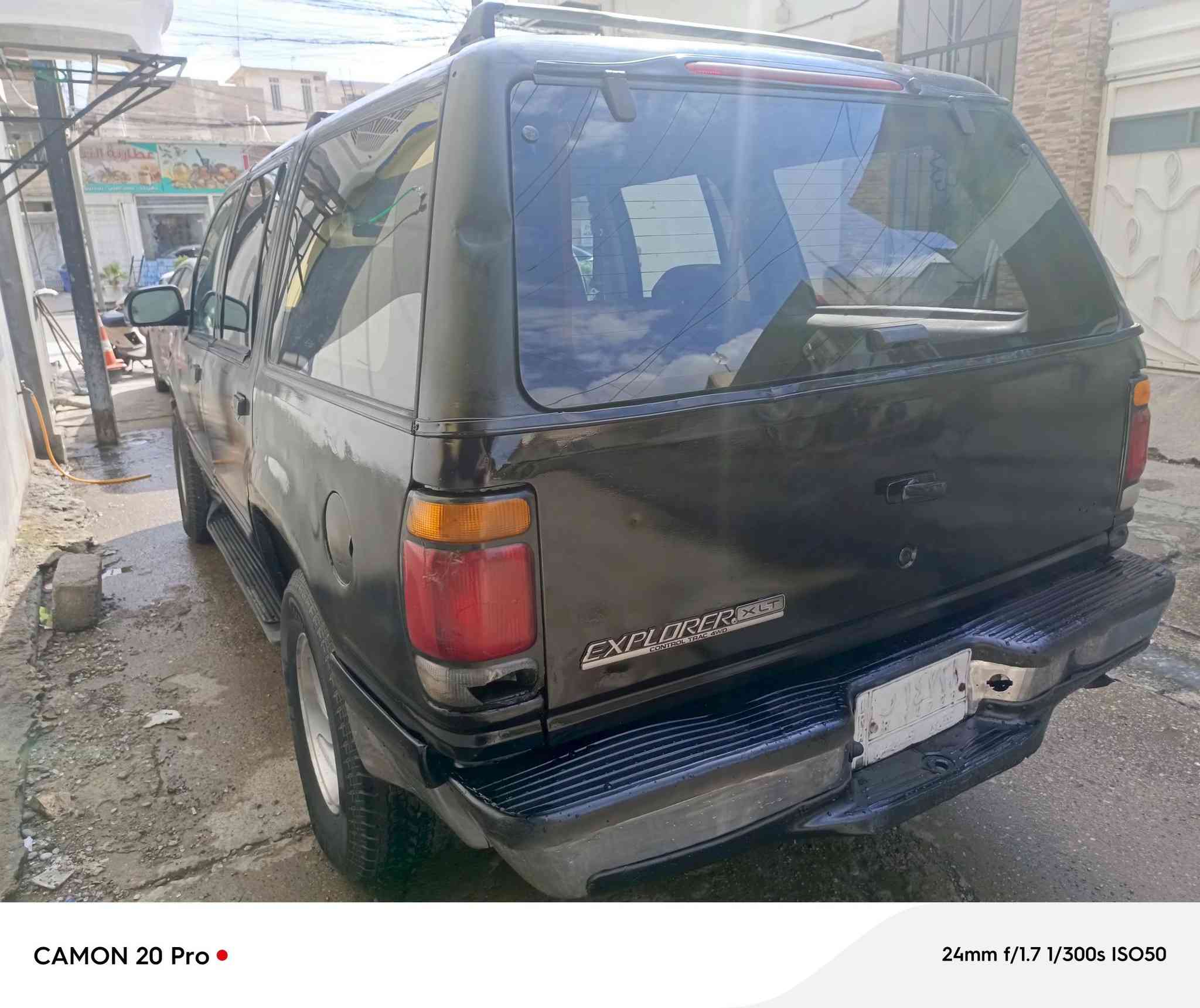 Ford Explorer 1995
للبيع فورد اكسبلوررر موديل 1995 انطيك شرط من الضربة والمعجون فقط بالهلالات الخلفية مال خيسان حدادية وصبغ جديد حزام للجمالية فقط والبارحة طلعت من الصباغ بعد ما مبولشة طخم تاير اخو الجديد سنوية 2028 شرعي موجود شرط التحويل الشراي يتصل على الأرقام 
***********
***********
