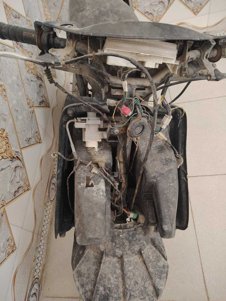 دراجه فراشه للبيع تجفيت جديد مره وحده ناقصه بس شد كهربائيات وتشتغل نضيفه السعر 250 وبيه مجال مكانه شاميه حي العسكري الغربي


**إذا كنت صاحب هذا الإعلان وتريد حذفه لأي سبب، رجاءا أرسل رسالة إلى الدعم الفني**