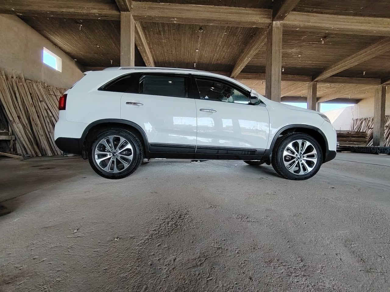 سورنتو موديل 2015 كفاله عامه تخم تاير حداديه سياره جاهزه من كلشي *********** العنوان بابل
