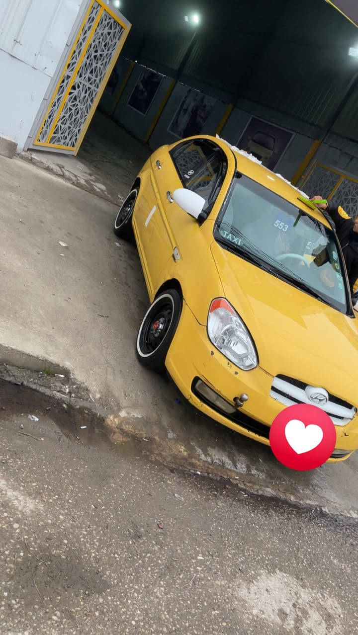 اكسنت للبيع دبدوب موديل 2008 ما بيها دواخل فقط شبر بل صندوك مكينه كير جاهزه داخل ازرك تحكمات فول جامات كهرب السعر 90بيها مجال 
***********
