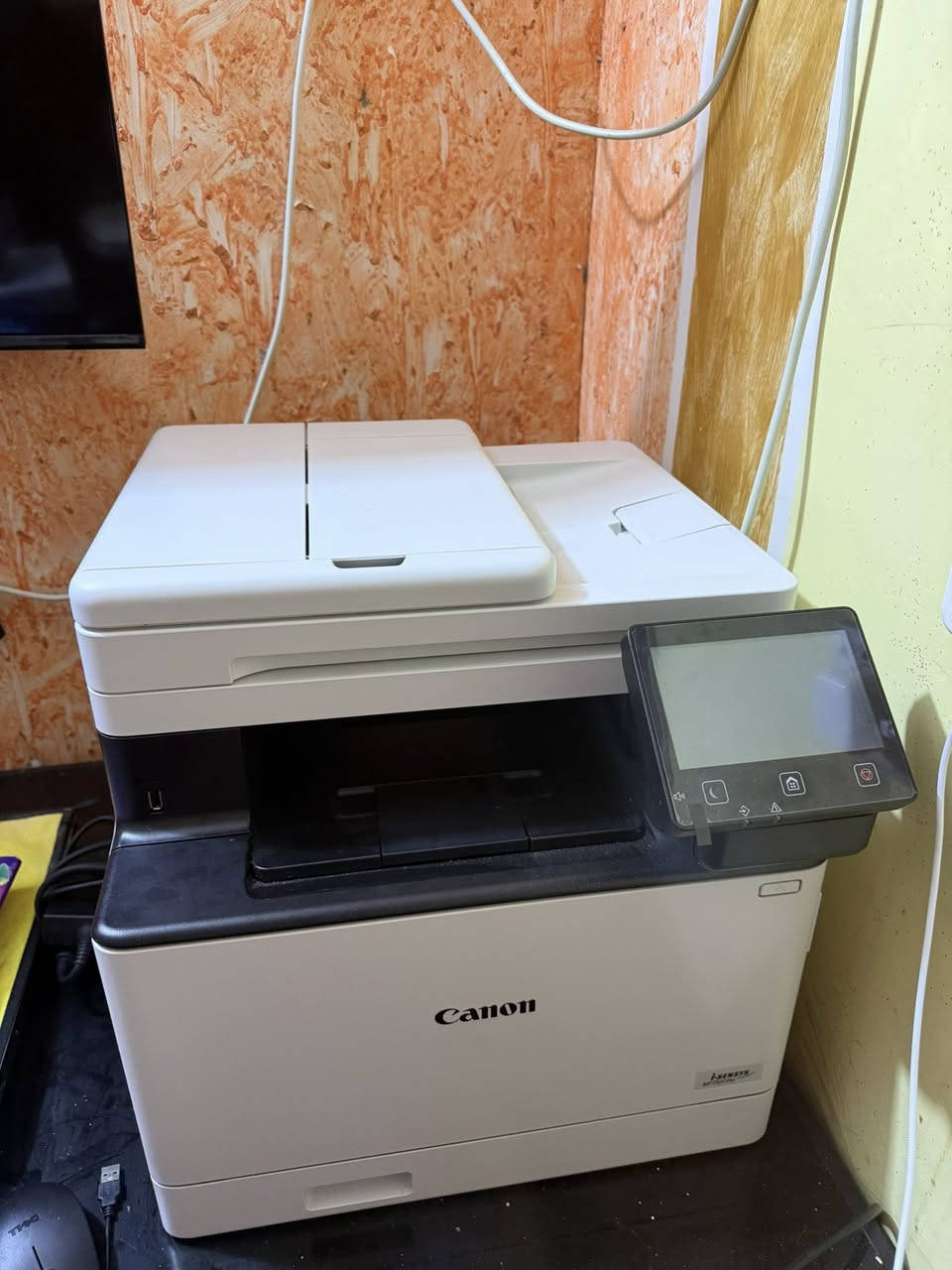 طابعه MF752كدو للبيع.  مستخدمه10ايام فقط جديده سعر مكاني بغداد سعر 550.  ***********
