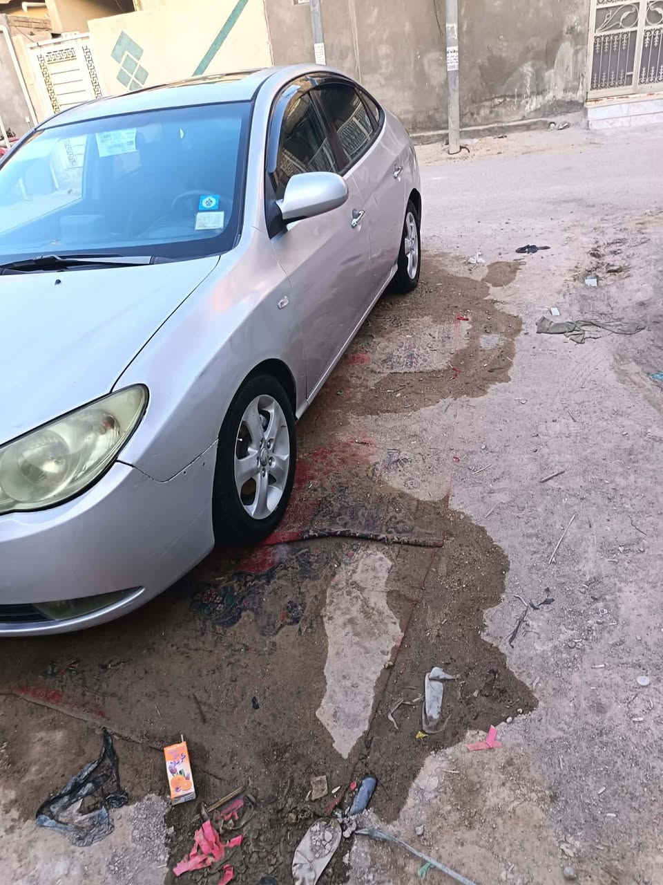 السلام عليكم هونداي النترا موديل 2007خليجيه مكينه كير حداديه تبريد كله تمام سنويه  بسمي تحويل مباشره مصبوغه عام بدون حادث سعرها 80ورقه رقم التليفون ***********
