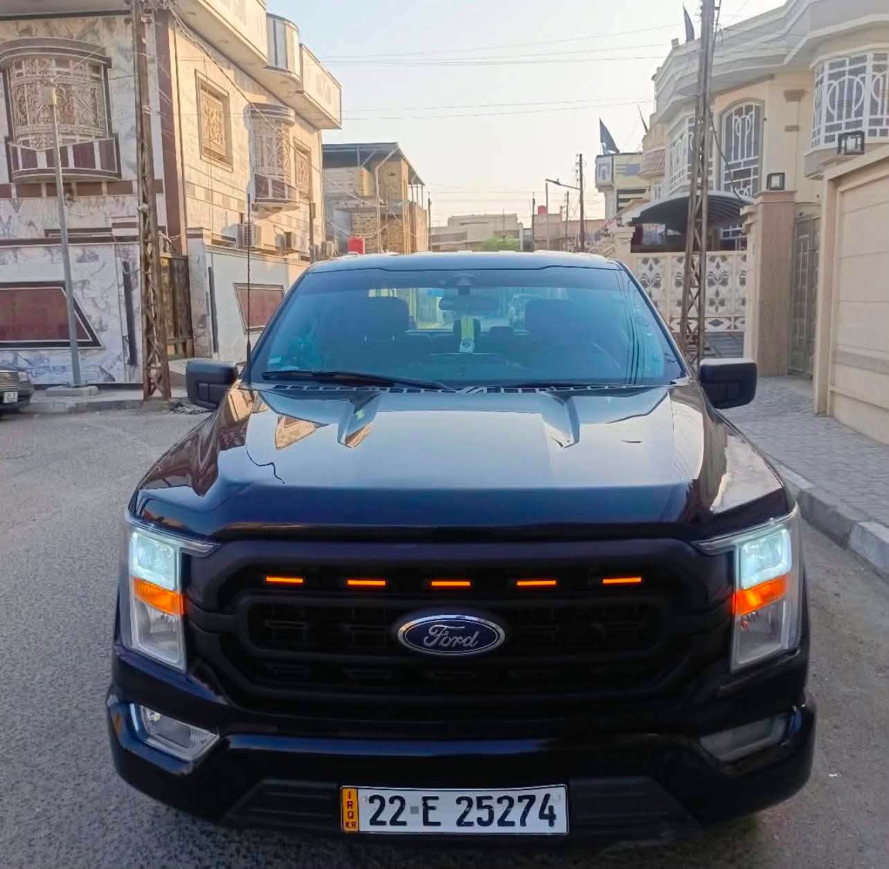 فورد f150 للبيع أو مرواس بسيارة اوباما أو جارجر مديل 2021 محرك 8سلندر مكينه 5700 ماشيه 102 ضررها معروض بلصور سعرها 270 وبيها مجال ***********
