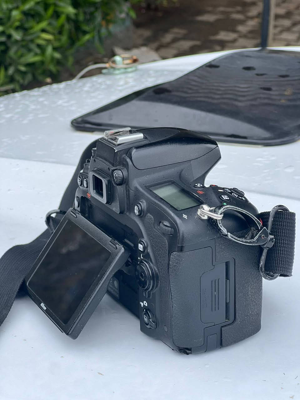 السعر 700مال بيع الله شاهد 
D750 نيكون  
غنيه عن التعرف 
 فول افريم 
ابلوتوث
 واي فاي 
ملحقات عدد باطريه 2
رام 1 
زوم 70//30

176k 
وات ساب اتصال ***********كركوك
