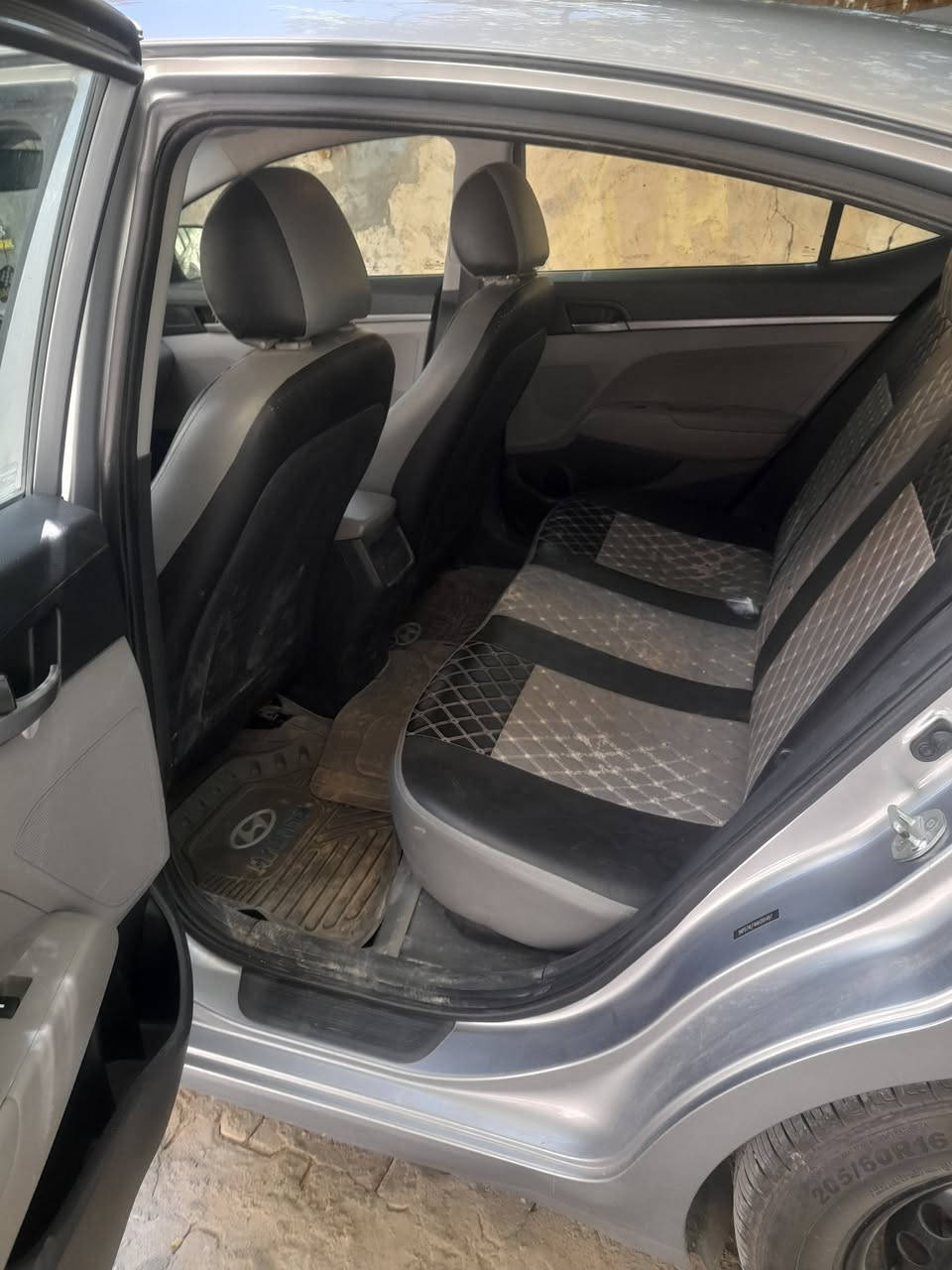 الانترا 2017 امريكي بسمي رقم بابل انكليزي لل٢٠٣٠ سعر 114 مكان السياره كربلاء الحسينيه 
*********** كربلاء, العراق
