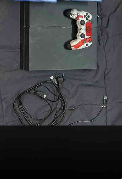 بلي فور فات للبيع جهاز نضيف ما مفتوح نهائياً اوربي ويا قرص و يو بي اس السعر ١٨٠ وبي مجال بغداد الشعلة حي الجوادين *********** مساحتة ٨٧٩ كيكا موجود ماسنجر
