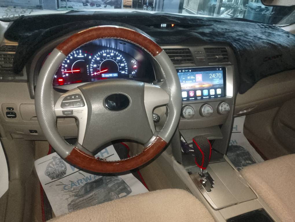 كامري 2011 أمريكي بيه خمس قطع ابيعه حزام.. بطاقه بنزين *********** كركوك, العراق
