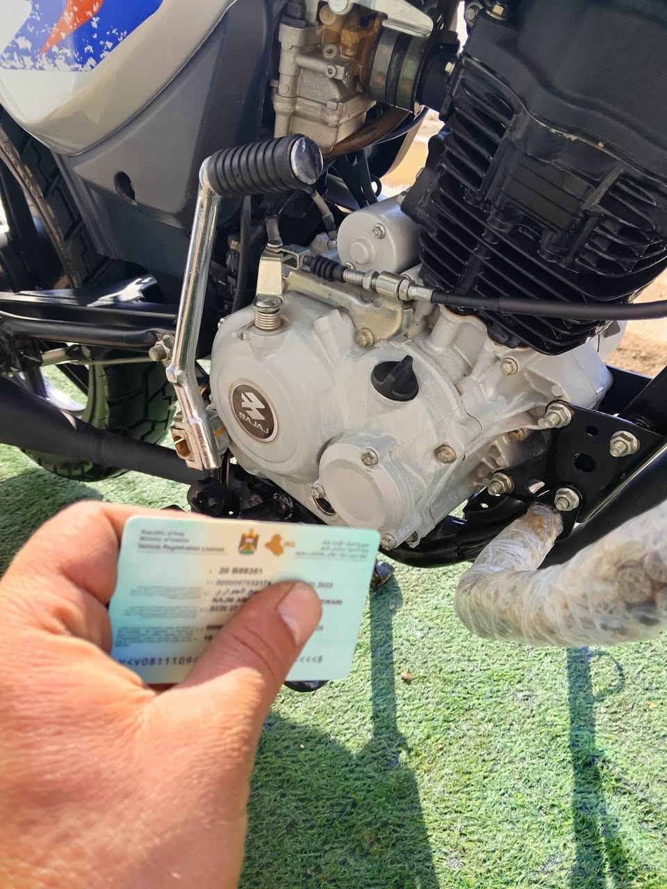 السلام عليكم ورحمه الله وبركاته دراجة نارية بوكسر موديل 23 نازلة بل 25 كفالة عامة من الشخط مرقم كامل انكليزي تحويل ثاني يوم إذ تريد كفالة عامة هندي الصندع ابو الفلتر الشراي يتصل ويدلل ويتساب موجود مكاني ديالى خرنابات ورة السيطرة الثانية باقي التفاصيل داخل الفديو *********** اتصل ودلل
