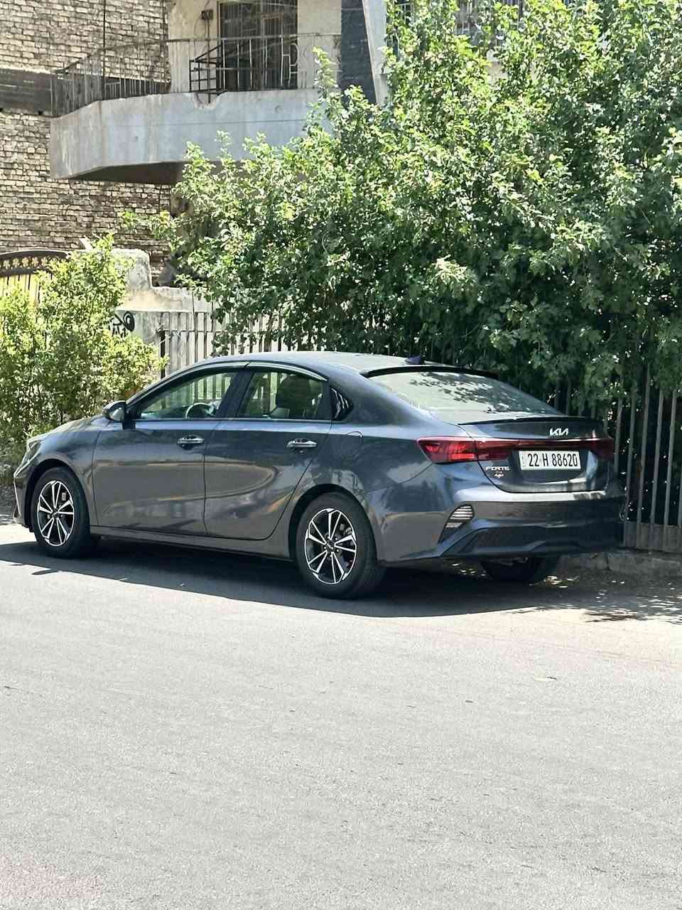 السلام عليكم
كيا فورتي 2022 
للبيع فقط نقد
رقم اربيل دولي
🔧 المحرك:
مكينة 2.0 DOHC
كيرCvt.مبدل دهن وشادله براد :ب 500
✨ المواصفات:
رادار أمامي
رادار خلفي
نقطة عمياء
رادار جانبي
زنون جديد
قياده ذاتيه 
3انضةه قياده
تخم تاير جديد كوري
تدعم Apple CarPlay
مواصفات كيا فورتي الاعتيادية 
📍 المكان: الانبار الفلوجه
ضرر قطعه وحده فقط
💰 السعر:143
📞 للاستفسار
***********
