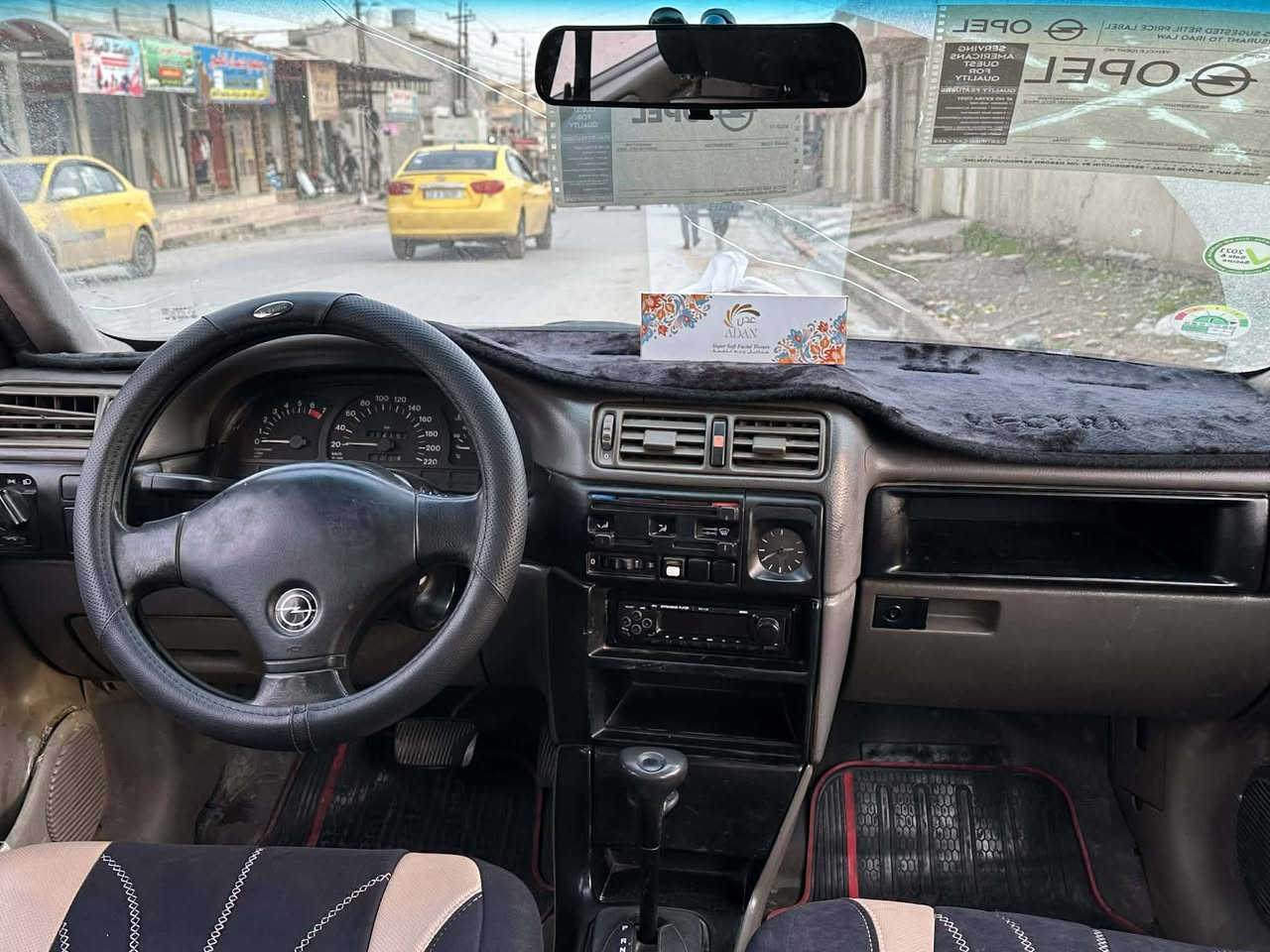 سلام وعليكم فكترا محرك 16 موديل 91 كير توماتيك محرك وكير نضاف مصبوغه جماليه بدون معجون بيها كاربون السعر 45 بيها مجال العنوان موصل الايمن الهاتف ***********
