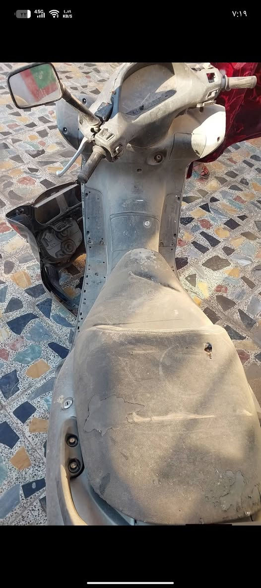 سلام عليكم فور سايد للبيع طافيه سعر ١٥٠
***********
