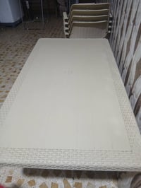 ميز وكراسيه • جديد ونظيف • بصره مطيحه