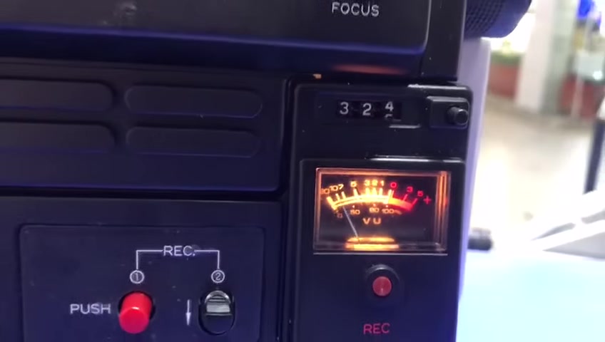 تحيه طيبه للجميع 
للبيع الراديو📻📻  ITT
ماركة/ITT
صنع / المانیە 
  موجات FM  MW SW1 SW2
اشتغل الکهرباء 220+  6 باتری وسط 
خدمة توصيل لكل محافظات العراق 
٩٠% نظيف
السعر والتفاصيل مراسلة الخاص


**إذا كنت صاحب هذا الإعلان وتريد حذفه لأي سبب، رجاءا أرسل رسالة إلى الدعم الفني**