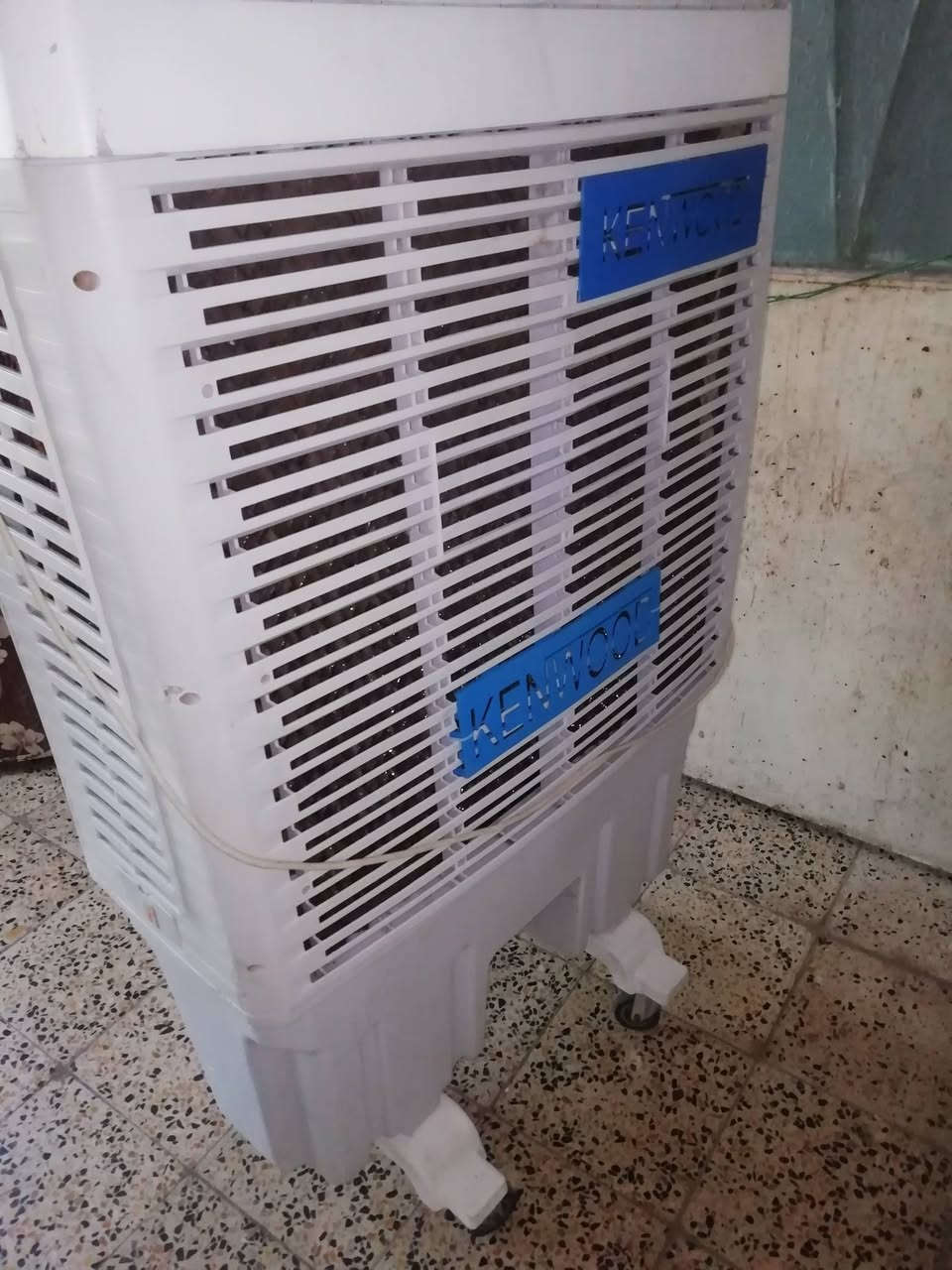 للبيع كونفيره كينوود حجم الجبير بعده كلش نضيفه مثل مموضح بالفديو والصور نضافه ٩٥/١٠٠ استعمال قليل حته حلفات نضيفه
السعر / ١٢٥  الف
المكان حسينيه راشدية قرب المستشفه التركي
ملاحظه / مامتواجد ع الفيس اتصل وتدلل ***********
للبيع كونفيره كينوود حجم الجبير بعده كلش نضيفه مثل مموضح بالفديو والصور نضافه ٩٥/١٠٠ استعمال قليل حته حلفات نضيفه
