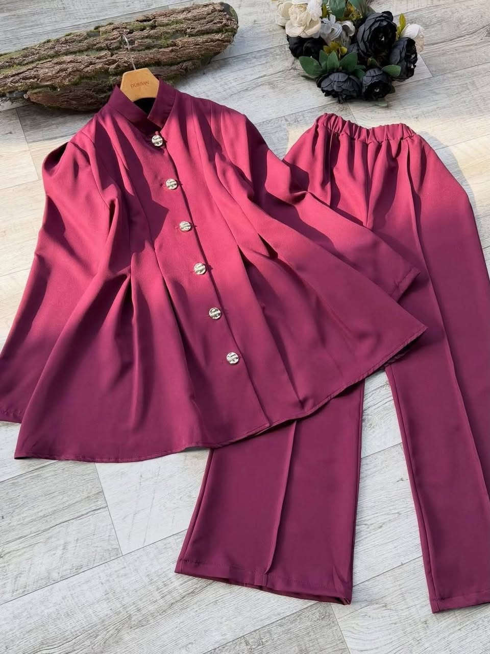 سوت بدزاين مختلف
القياس ٣٨ ٤٠ ٤٢ ٤٤ ٤٦ ٤٨
خامه دابل ايطالي 
السعر ٢٨ الف


**إذا كنت صاحب هذا الإعلان وتريد حذفه لأي سبب، رجاءا أرسل رسالة إلى الدعم الفني**